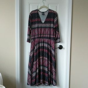 Agnes and Dora Essential Midi Dress